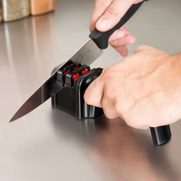 Механическая точилка для европейских кухонных и складных ножей Chef'sChoice 450. Официальный сайт ChefsChoice. Бесплатная доставка всех заказов!